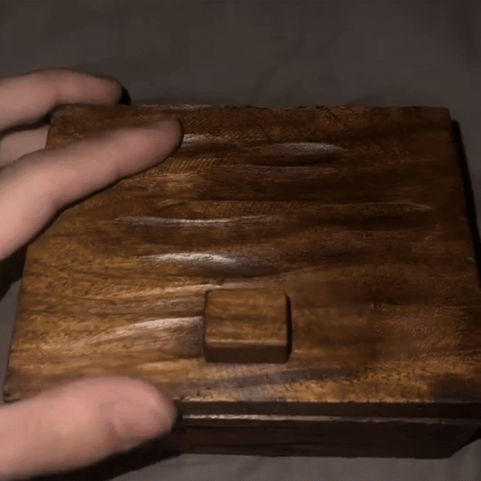 🔥Final 3 Hours: 60% 🦋Meet Aria – The Handcrafted Circle of Light